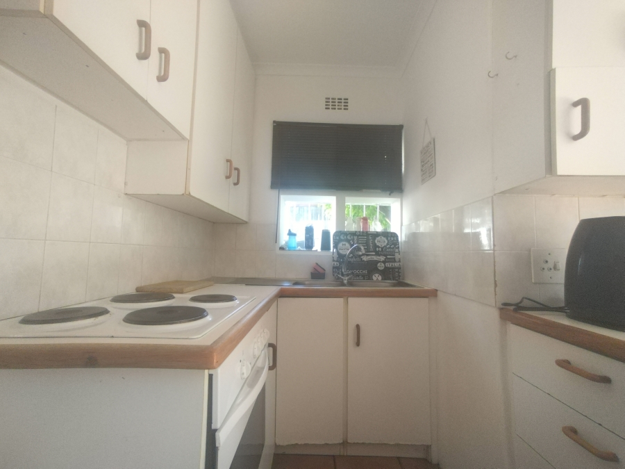 2 Bedroom Property for Sale in Oakglen Western Cape